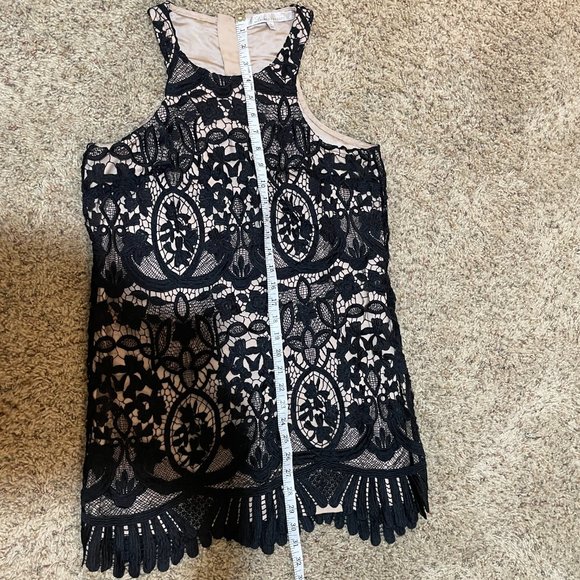 Lovers + Friends Caspian Lace Dress - Picture 14 of 14